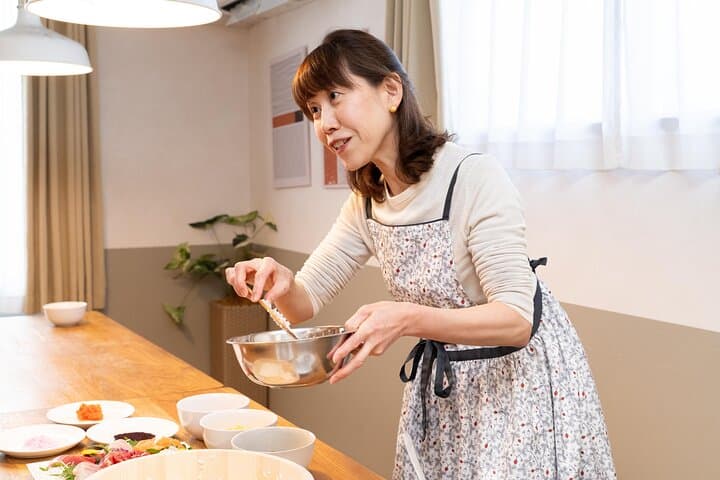 Sushi Cake Making Experience in Osaka — photo 5