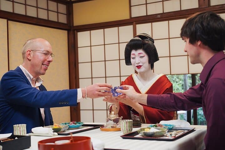 Kyoto Tour with Lunch and Geisha Performance — photo 2