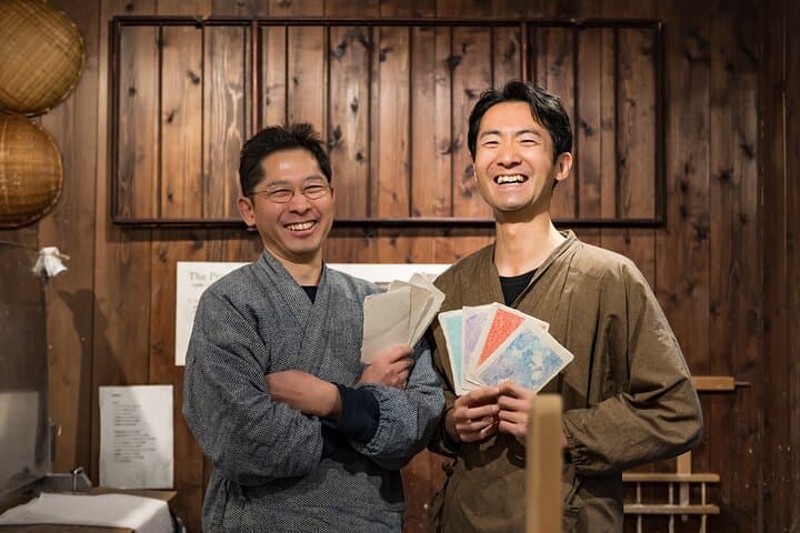 【Tokyo/Asakusa】Traditional Japanese Washi Papermaking experience — photo 5