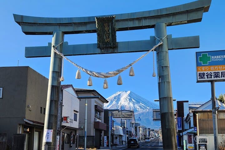 Private Tour of Mount Fuji with English speaking driver — photo 10