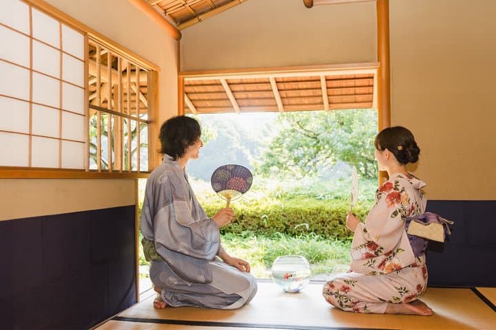 Tokyo: Kimono Rental inside Shinjuku Gyoen National Garden — photo 14