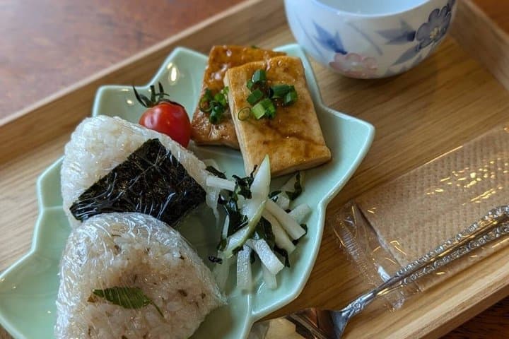 Onigiri Rice Ball Making Experience in Historic Tokyo — photo 1