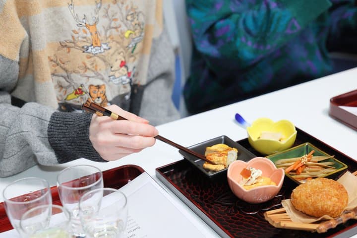 Nara: Sake Tasting & Home Party in the Birthplace of Sake — photo 9