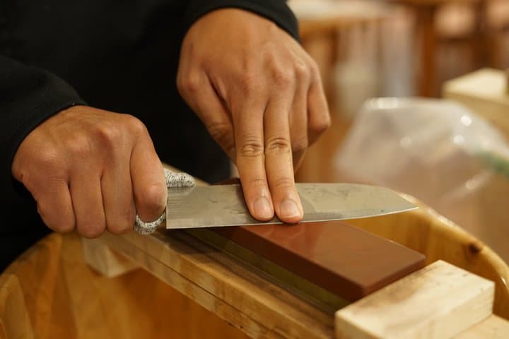 Tokyo: Japanese Knife Craft & Sharpening Workshop in Asakusa — photo 2