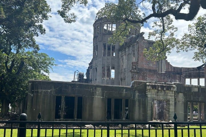 Hiroshima and Miyajima Private English Tour — photo 7