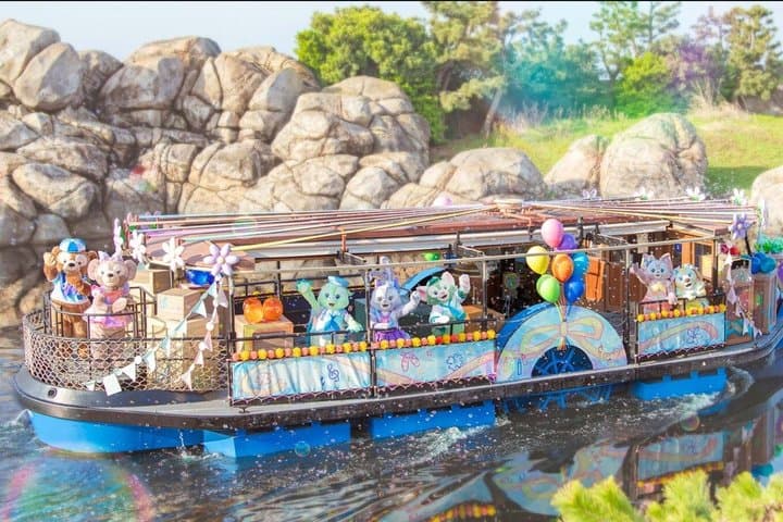 Tokyo DisneySea Ticket and Shared Transfers — photo 1
