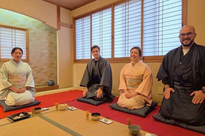 Kyoto Sushi Making and Japanese Tea Ceremony Experience — photo 2