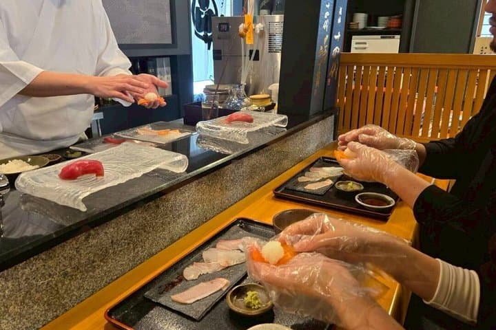 Kyoto Sushi Making and Japanese Tea Ceremony Experience — photo 12