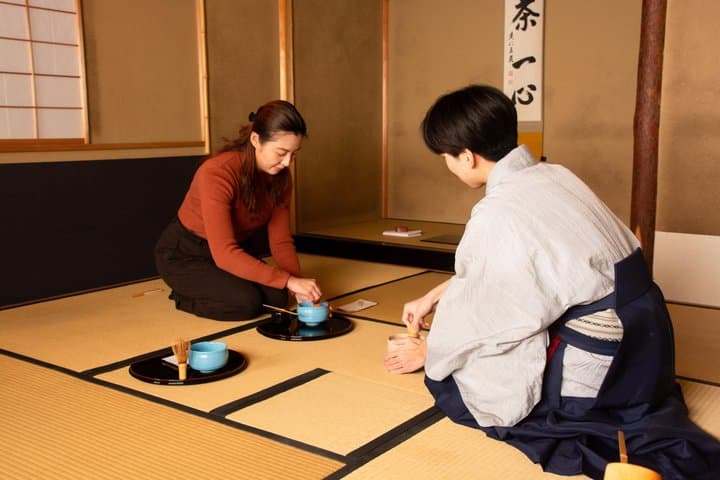 Kyoto Tea Ceremony in a 100 Year Old Fan Shop — photo 6