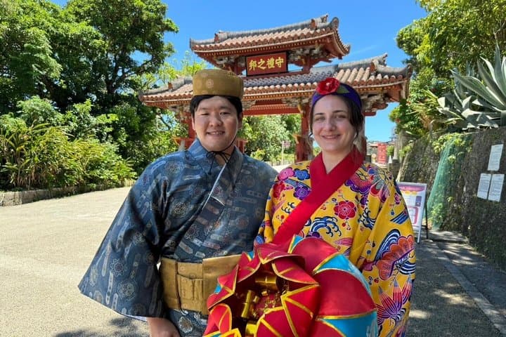 Okinawa-Naha: Romantic Proposal & Anniversary Private Photo Tour — photo 2
