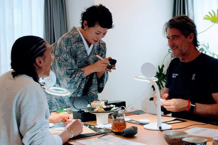 Kintsugi Workshop Class in Shibuya, Tokyo with mon cadeau — photo 2