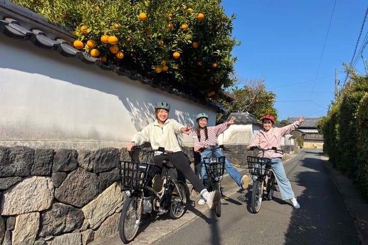 Hagi Samurai Town Cycling Tour with Local Guide (3.5 hours) — photo 3