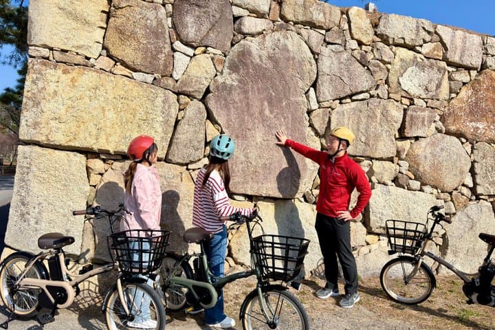 Hagi Samurai Town Cycling Tour with Local Guide (3.5 hours) — photo 5