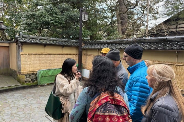 Kanazawa Castle and Samurai History Walking Tour — photo 10