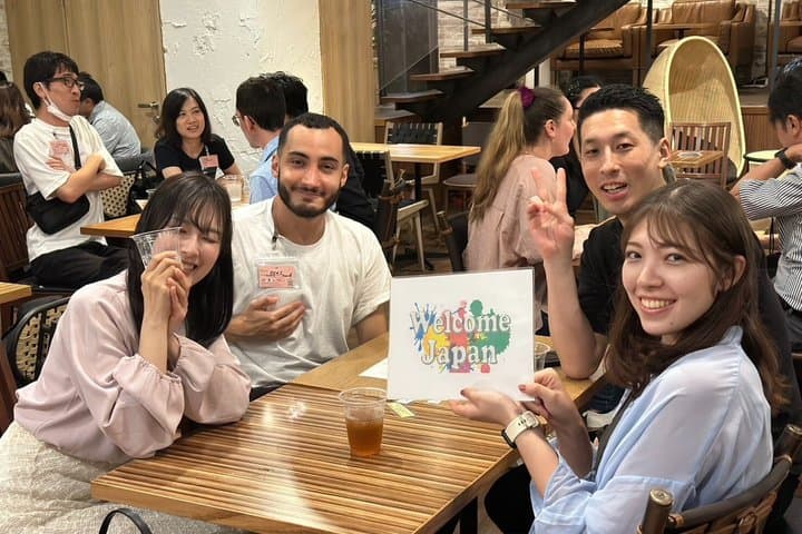 Meet Osaka locals and Japanese speaking experience at Cafe Umeda — photo 2