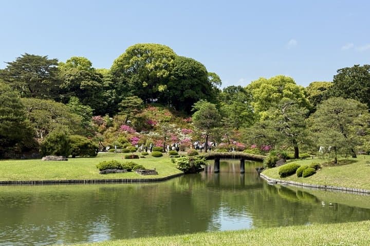 Tokyo: Edo-Period Rikugien Garden Walk with Matcha — photo 9