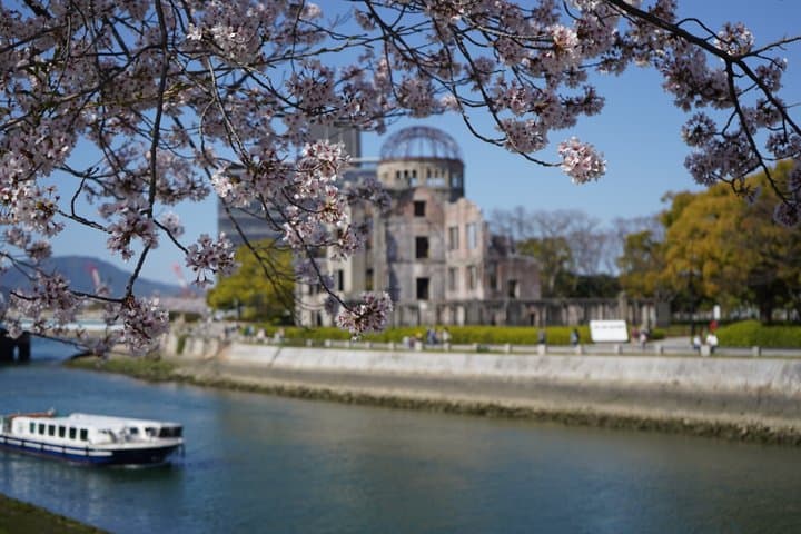 Hiroshima & Miyajima Walking Tour With Local Guide（Group） — photo 6