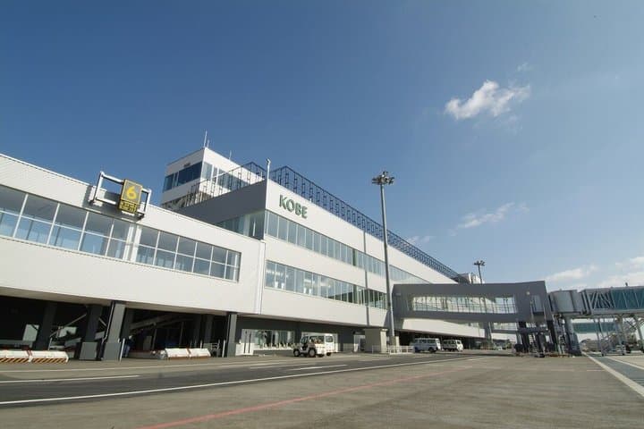 One Way Transfer between Kobe Airport and Osaka