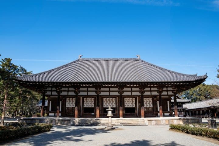 Nara: Yakushiji Tour – Toshodaiji or Sutra Copying Option — photo 2