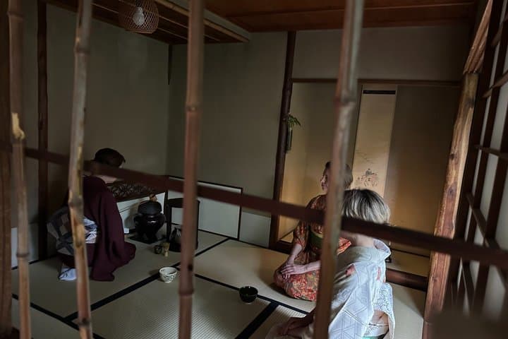Kyoto: Tea Ceremony in a Traditional Tea Room — photo 5