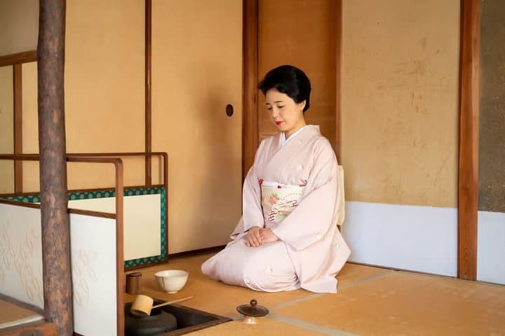 Uji Matcha Tasting & Tea Ceremony with Former Geiko + Uji Walk — photo 6