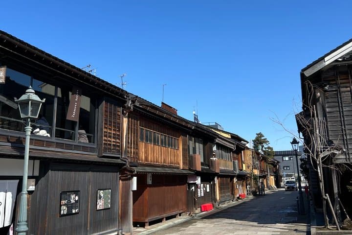 Kanazawa: Private Koicha Ceremony with a Samurai Tea Master — photo 9