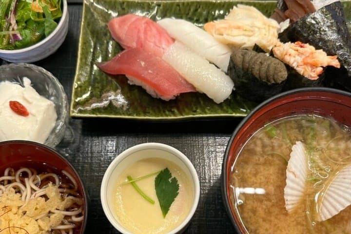 Sapporo Let's Eat Tour! Sushi, snacks and seasonal Tasting — photo 2