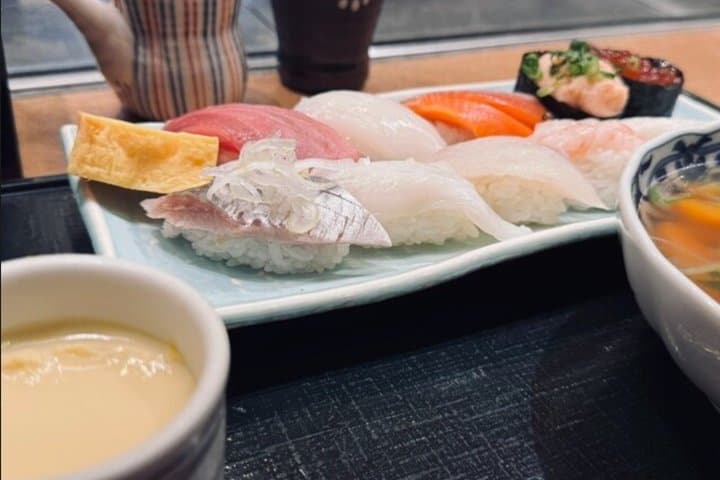 Sapporo Let's Eat Tour! Sushi, snacks and seasonal Tasting — photo 3