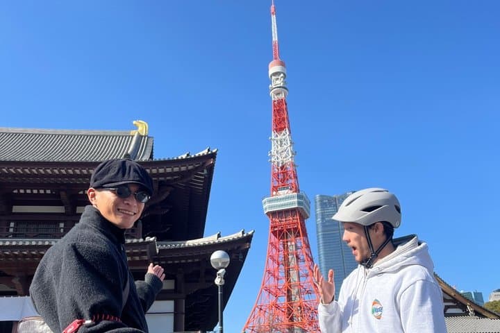 Tokyo 3 Hour Small Group Highlights Bike Tour by Local Messenger — photo 2