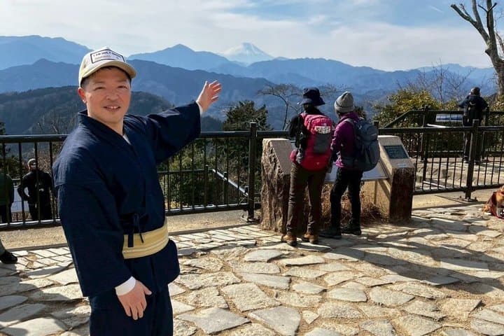 Samurai Guide Sho’s Mt. Takao Hike, Temple & Spa from Shinjuku — photo 3