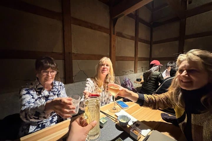 Kanazawa Night Walk and Izakaya Tour with Local Guide — photo 6