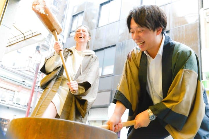 Japanese Mochi Pounding Experience in Asakusa, Tokyo — photo 12
