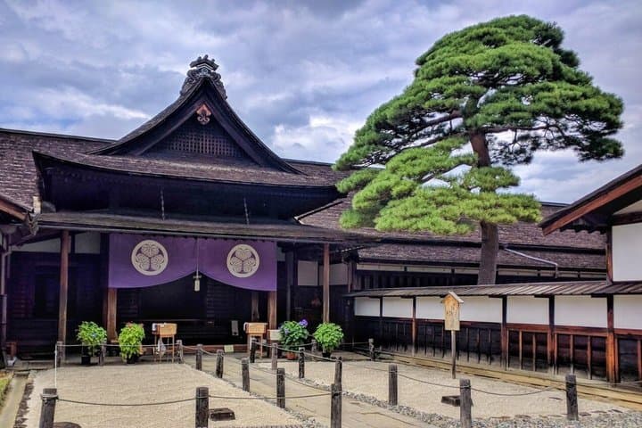 Takayama Night Tour – Lantern-Lit Streets & Heritage Sights — photo 8