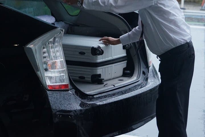 Private Airport Transfer: Nagasaki Airport (NGS) ↔ Nagasaki City — photo 3