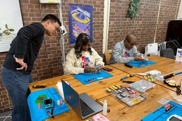 Pixel Lab Tokyo: Gameboy Mod Workshop (Original/Advance/SP) — photo 14