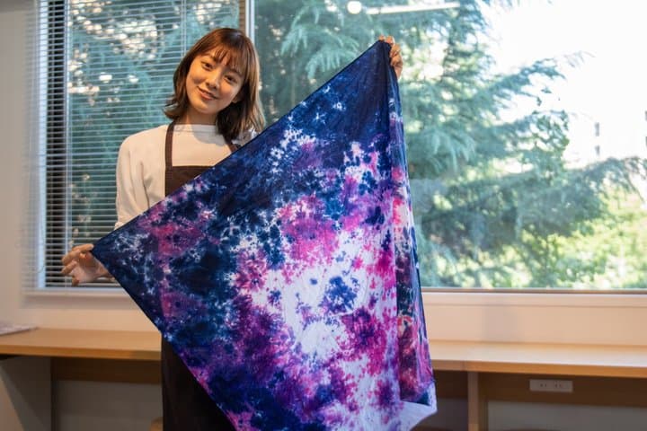 Nihonbashi Tokyo Furoshiki Dyeing Experience — photo 1