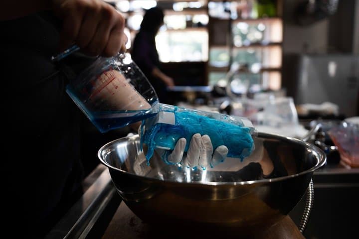 Nihonbashi Tokyo Furoshiki Dyeing Experience — photo 2