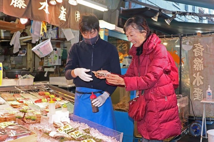 Tokyo Tsukiji Fish Market: Traditional Culture & Street Food Tour — photo 1