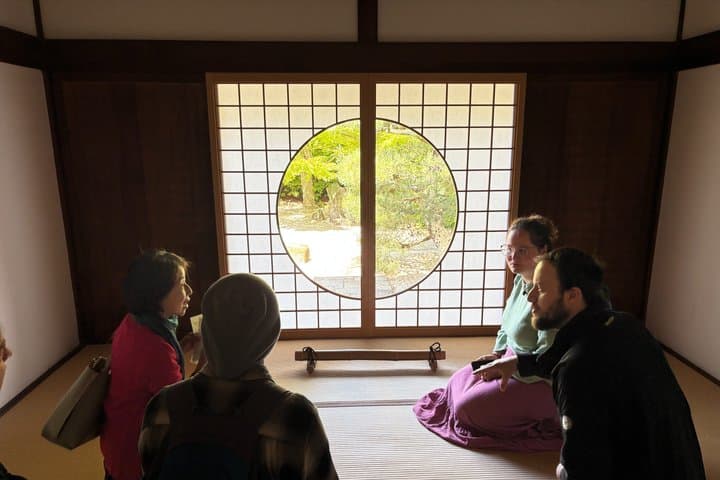 Kyoto Guided Walking Tour: Secret Zen Garden and Fushimi Inari — photo 4