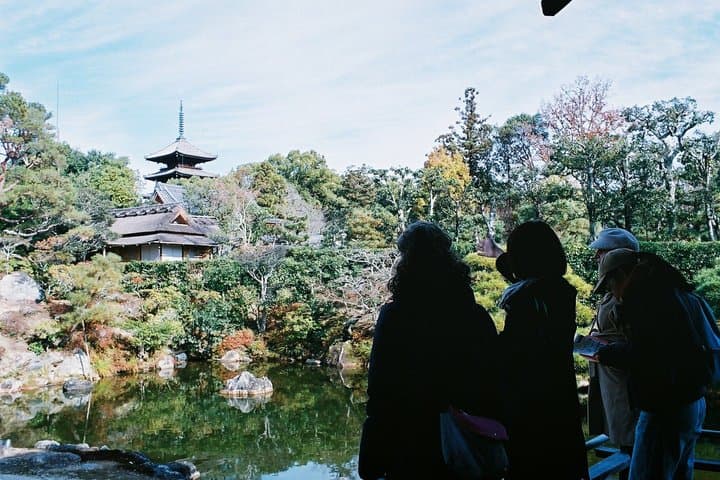 Kyoto: Kinkaku-ji Temple & Serene Garden Guided Tour with Tickets — photo 6