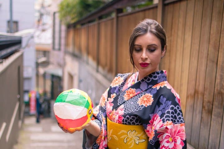 Tokyo Kimono Dressing and Rental with Prepaid Mail Return
