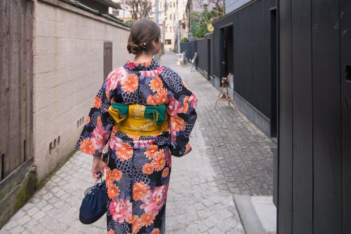 Tokyo Kimono Dressing and Rental with Prepaid Mail Return — photo 4