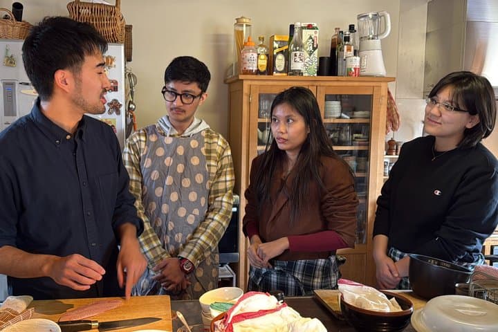 Sushi-making Experience using Traditional Karatsu Pottery — photo 7