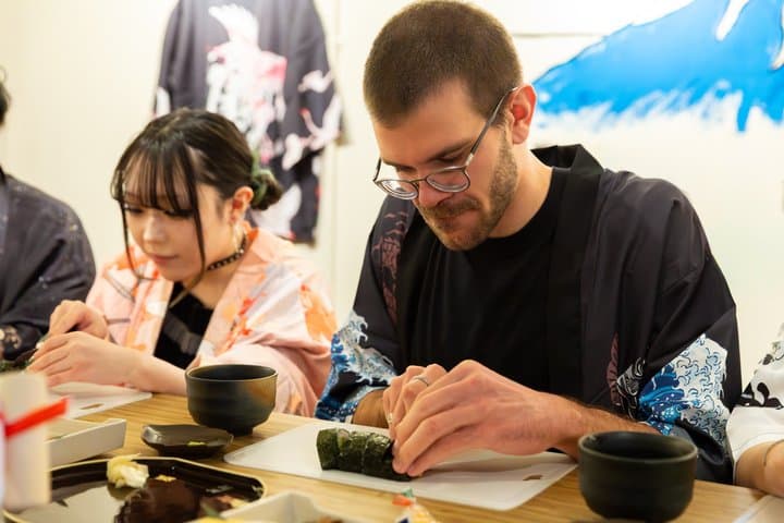 Popular Sushi Making Class in Kyoto【Grand Opening】 — photo 12