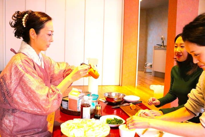 Step Into a Tokyo Home: Market Tour & Cook Local Comfort Foods — photo 16