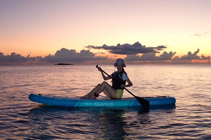 Miyako island: Relaxing Sunrise or Sunset SUP tour