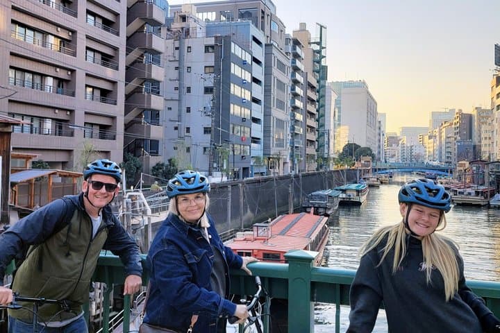 Explore Tokyo’s Must-See Spots by E-Bike – Small Group 3h Tour — photo 4