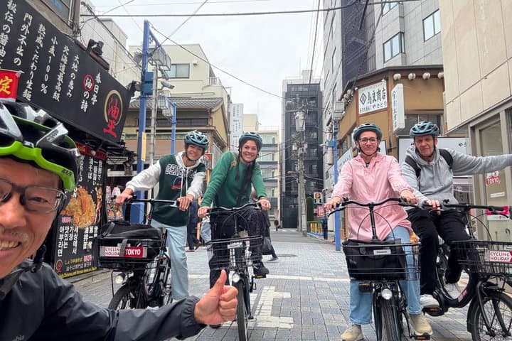 Explore Tokyo’s Must-See Spots by E-Bike – Small Group 3h Tour — photo 9
