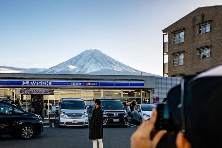 Mount Fuji Full-Day Private Customized Luxury Tour English Guide — photo 2