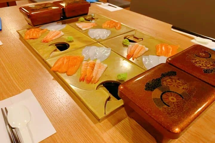 Kansai Osaka Uodai-Sho Restaurant Sushi-Making Experience — photo 3